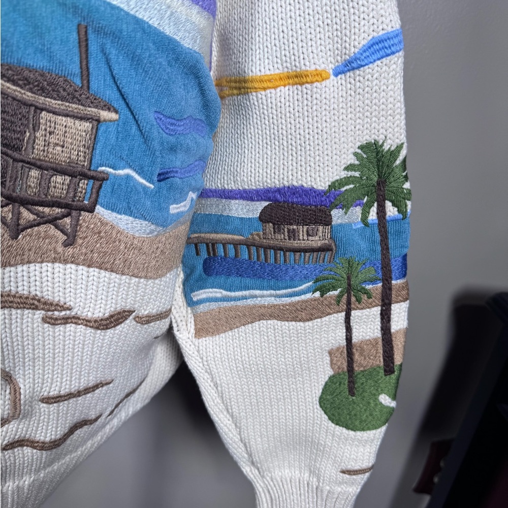YITAI White Santa Monica Pier Beach Embroidered Sz L Crew Neck Pullover Sweater - Picture 6 of 12